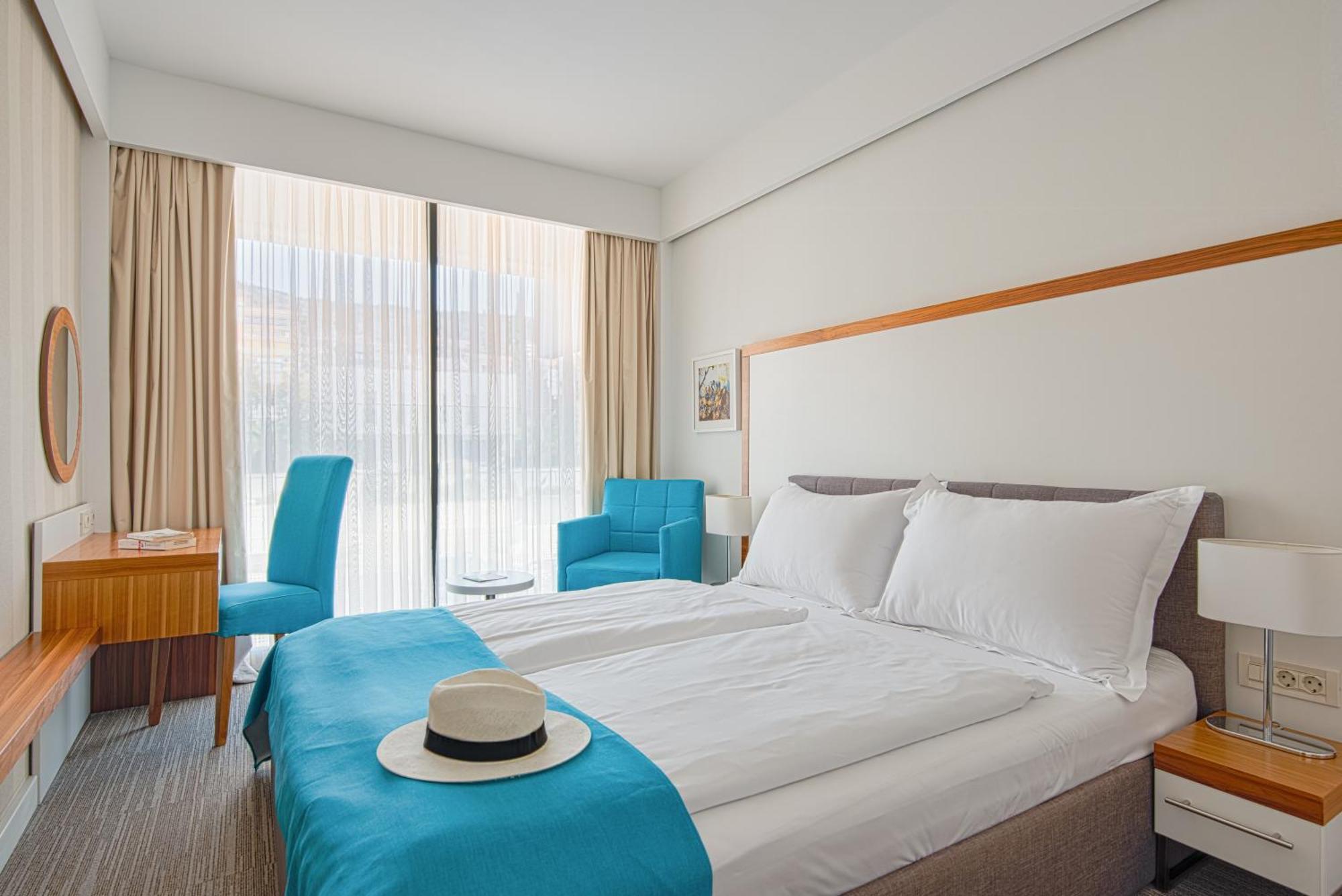 Hotel Katarina Selce Exterior photo